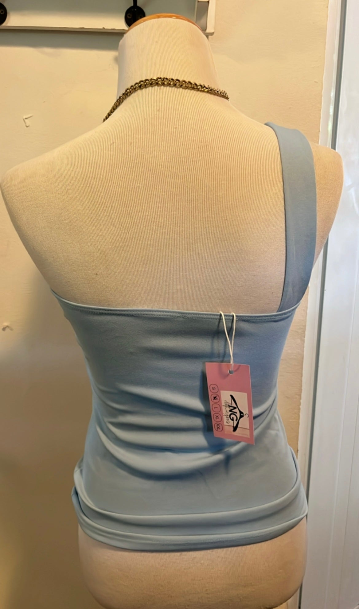 Top One Shoulder Sky